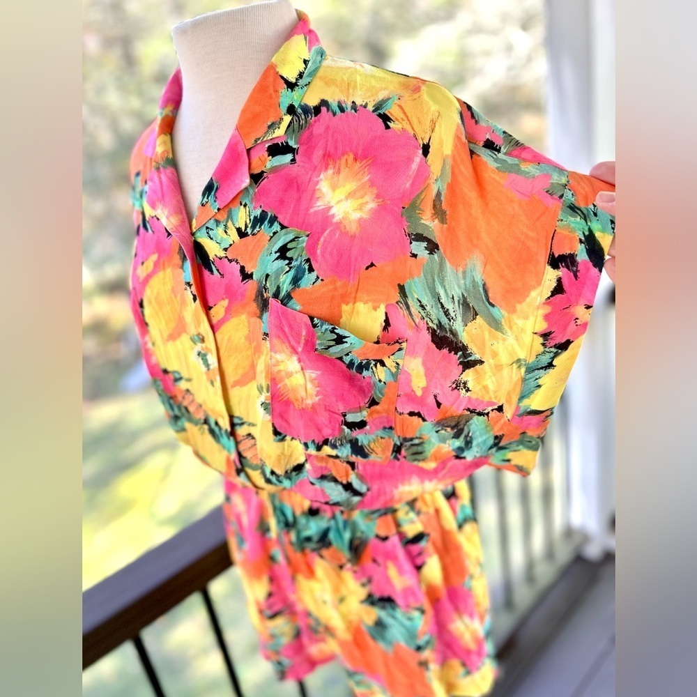Jen’s Pirate Booty Multicolor Pink Orange Yellow Size Small Romper Floral EUC - Picture 7 of 10
